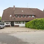 Haus Edelweiss 住宿加早餐酒店 托特瑙