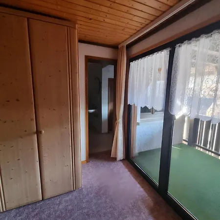 Haus Edelweiss Bed & Breakfast 3*